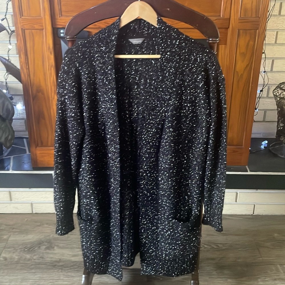 Two beautiful sweater/cardigans Denver Hayes/Allison Daley SZ M PRICE INC BOTH